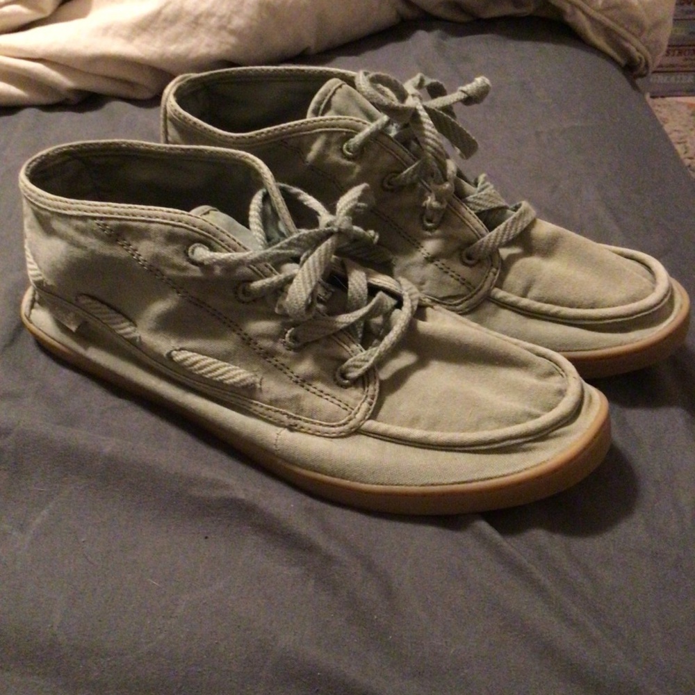 Sanuk chukka